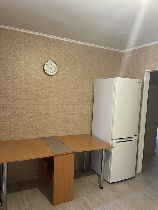 Продам 2-х кімнатну квартиру у новому домі
