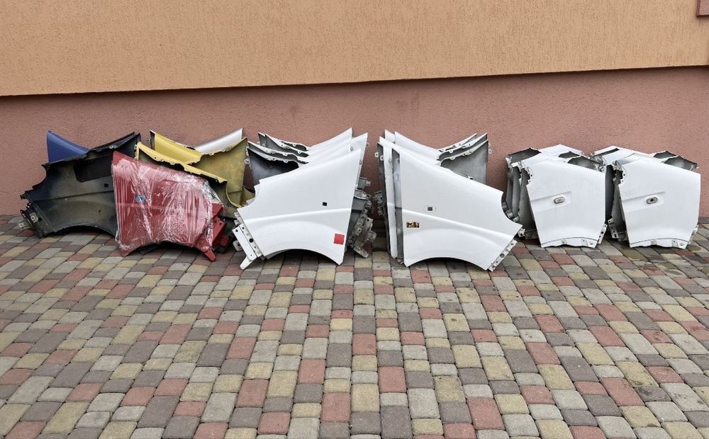 Кузовні деталі Крила  Віваро Трафік Прімастар Таленто