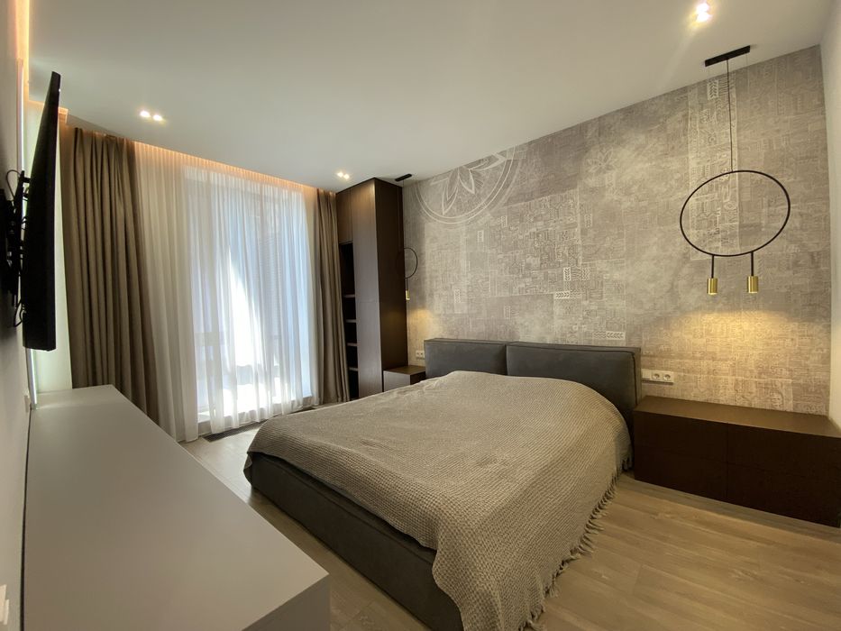 Продам Стильную Дизайнерскую Башня Чкалов Центр Можно USDT