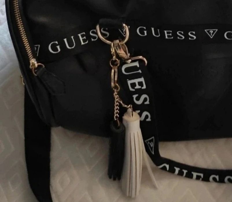 Torba podróżna guess hologram pakowana czarna