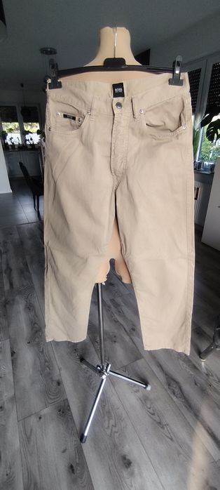 W32 L30 Hugo Boss spodnie beżowe męskie