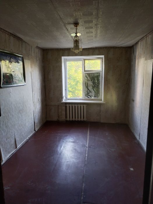 Продам  кімнату в гуртожитку від власника