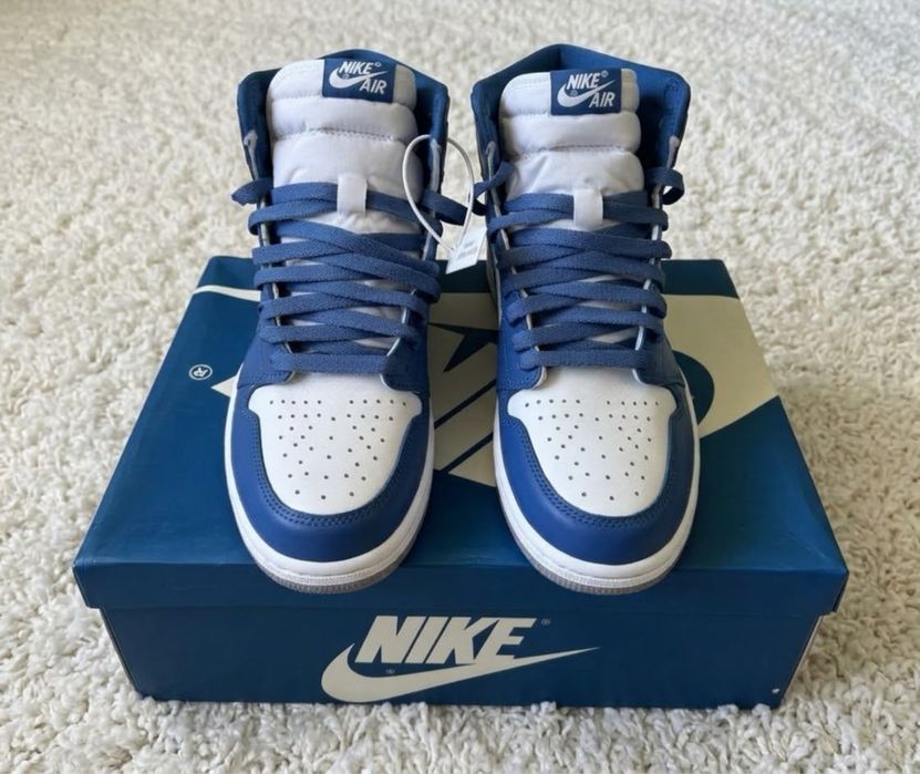 Кроссовки Nike Air Jordan 1 Retro High OG «True Blue»
