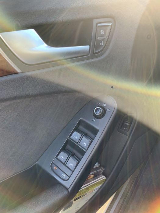 Audi a4 2011 года, без аварій. Офіціал. Бралась в Україні.