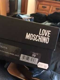 Botim Love MOCHINO