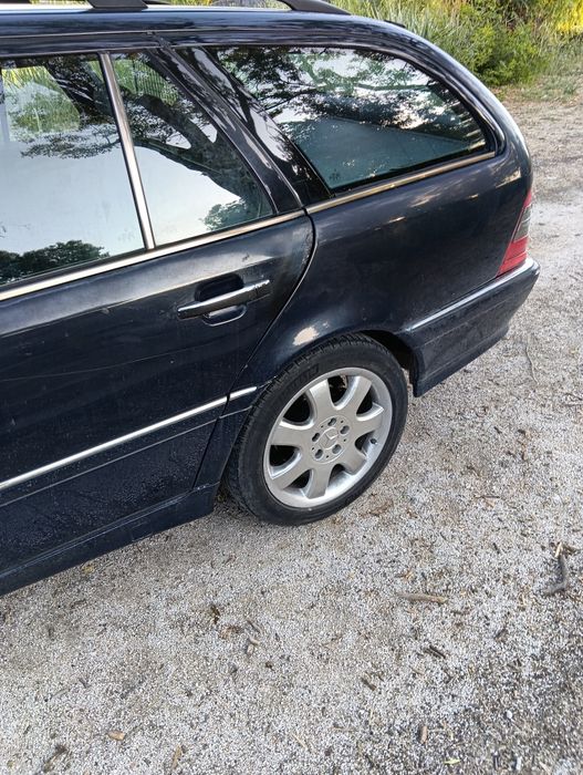 Mercedes c180 286000 kms