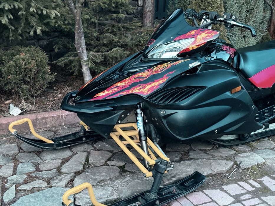 Снігохід Yamaha Apex RS 1000 свіжий!!