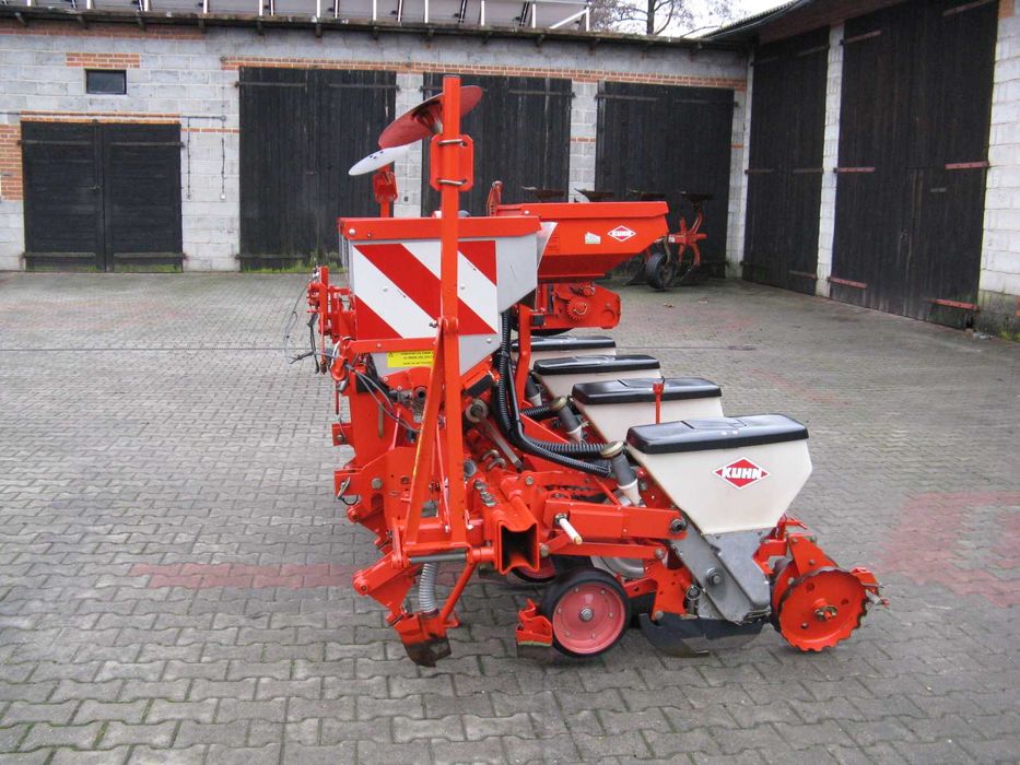 Siewnik Gaspardo SP540 4 rzędowy do kukurydzy Kuhn Junior Monosem NG+