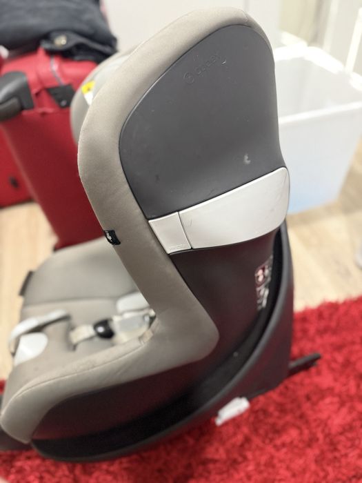Cadeira Bebe Cybex Gold Sirona M2 com base