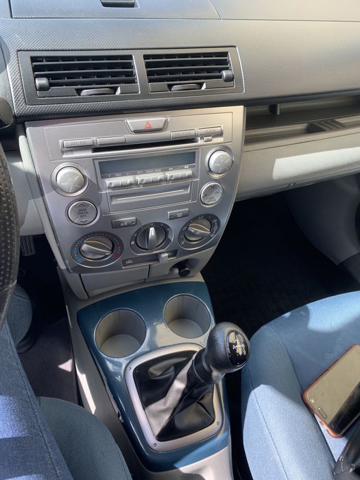 Mazda 2 , 2005 р, робот автомат 1.4 бензин