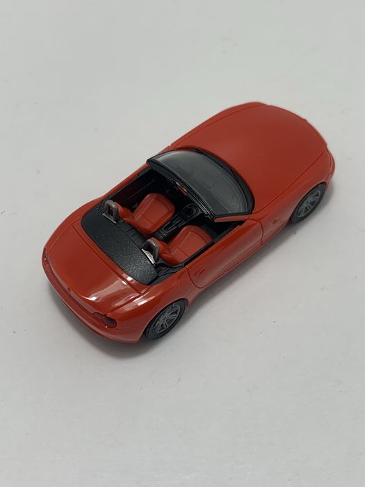 BMW Z 4 da Herpa escala 1/87