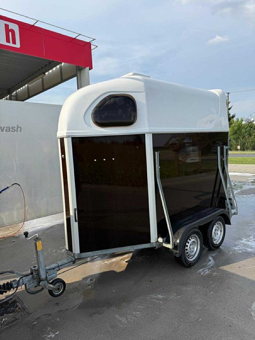 Wynajem przyczepy 1 konnej