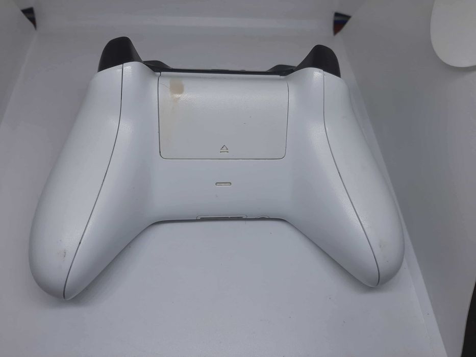 Pad Bezprzewodowy MICROSOFT XBOX ONE 1708