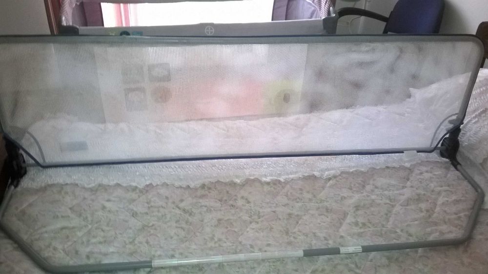 Barreira de proteção para cama