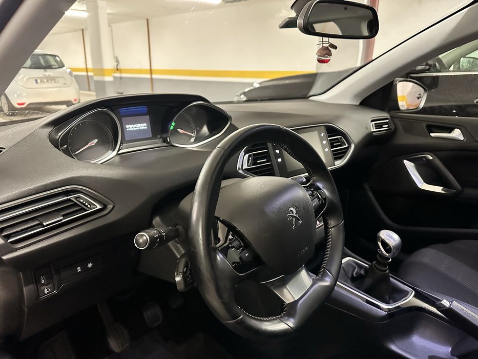 Peugeot 308 SW — fotografia 4