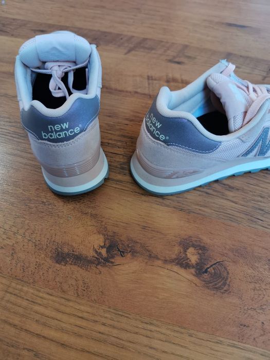 NEW BALANCE roz. 37,5