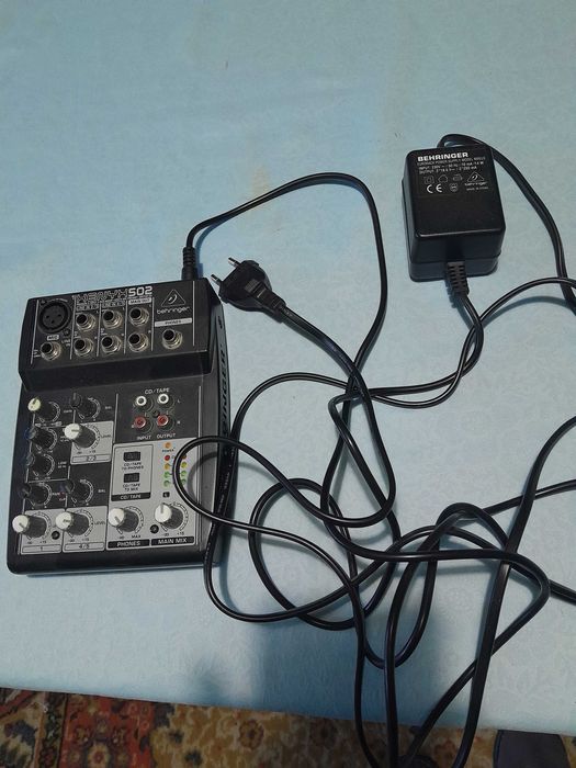Мікшерний пульт Behringer Xenyx 502 + мікрофон та стійка