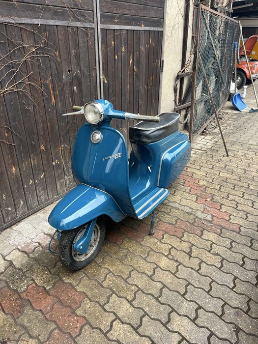 Lambretta j50 vespa