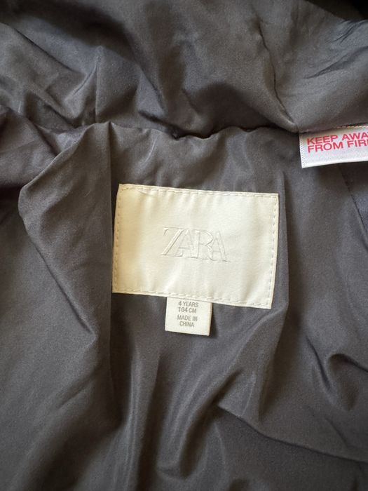 Куртка Zara на осінь