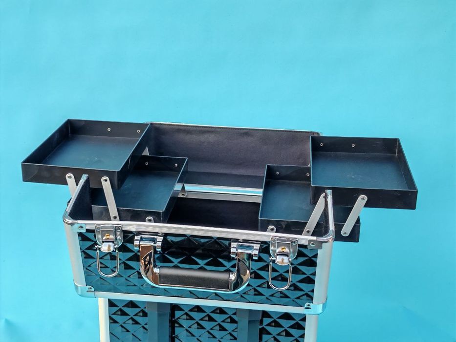 Косметологический многофункциональный косметический кейс  из ПВХ и алю