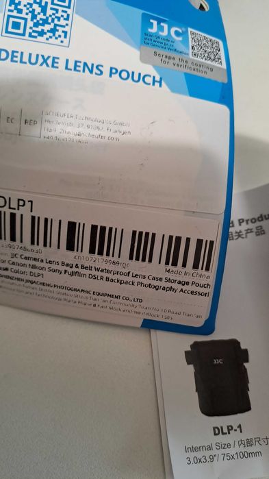 Estojo/Mala para objetivas fotográficas. Novo.