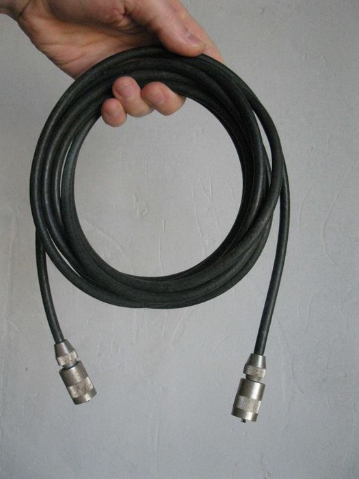 Кабель антенный для раций с разъёмами есть 2 отрезка оба по 4.82 метра
