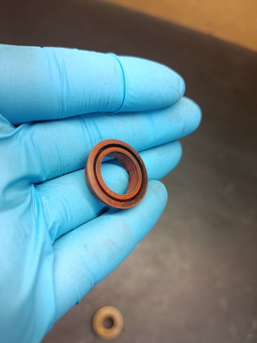 Ślizg rolka uszczelka zawór wydechowy części Yamaha 125 DT TDR TZR KTM