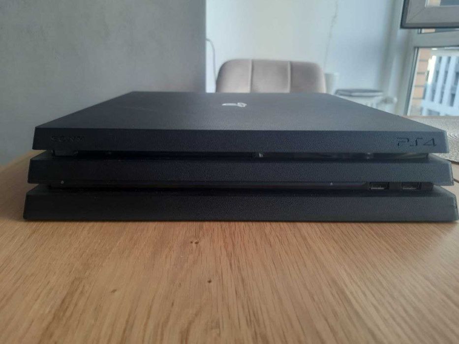 ps4 pro з джостиком