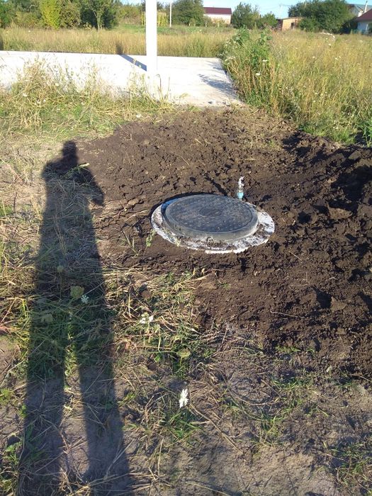 Буріння свердловин на воду. Бурение скважин на воду 220В