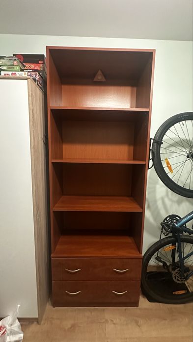 Regał wolnostojący