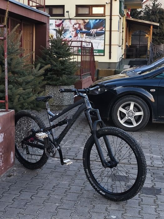 Sprzedam rower dartmoor blackbird jibber nie ns nie rower dirt nie dh