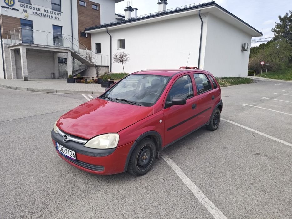 Opel corsa 1.0 z gazem