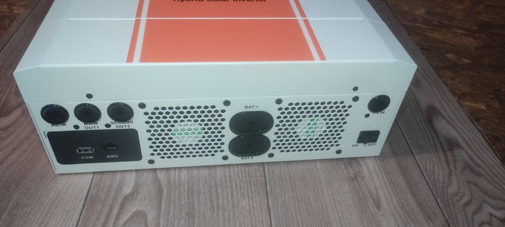 Продам інвертор ECGSOLAX (Powland) 5KW 24V