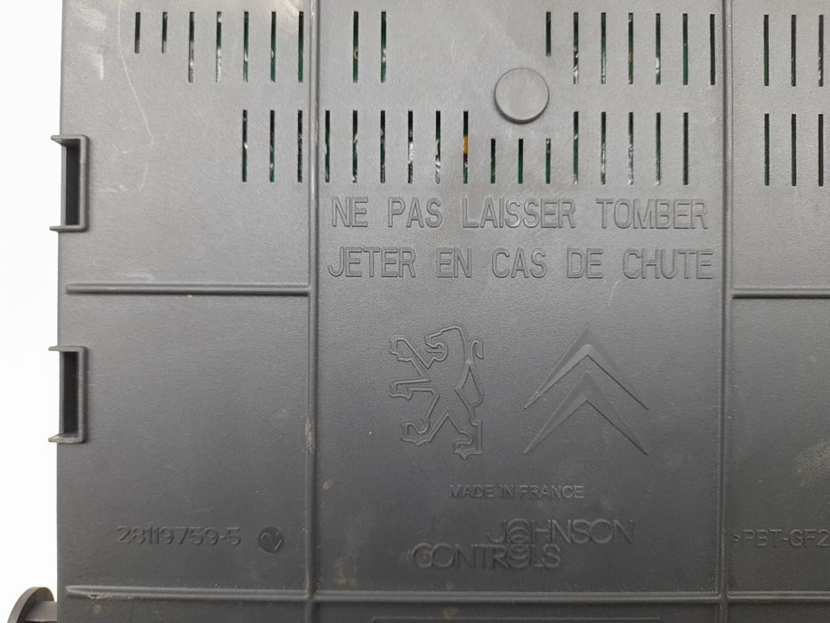 Caixa fusíveis / SAM / BSI CITROËN C4 Coupé (LA_)