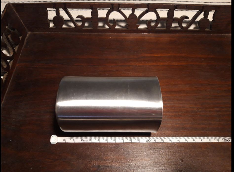 Elegante copo para escova e pasta de dentes, de metal