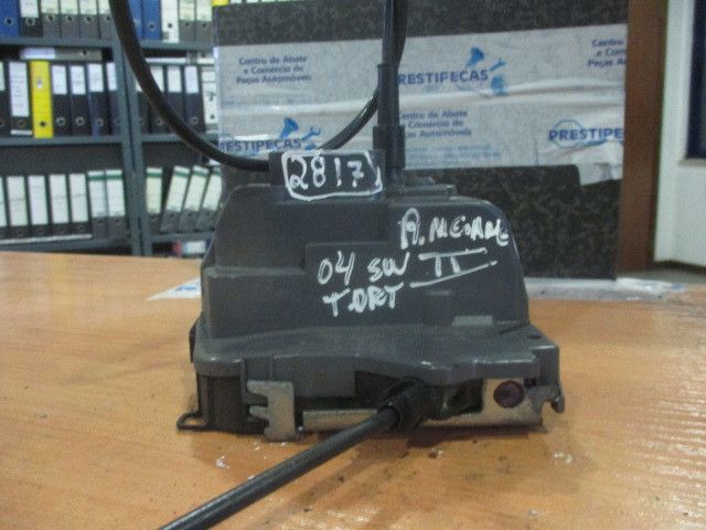 Fechadura / fecho porta trás direito RENAULT Megane I (BA0/1_)