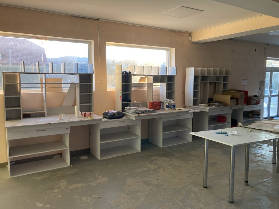 Biurka do pakowania przesyłek