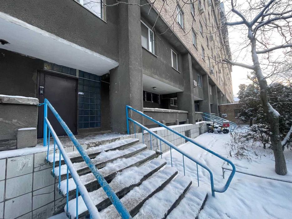 Просторная 2-ком квартира 59м2 (под ремонт) в 10 мин М Печерская