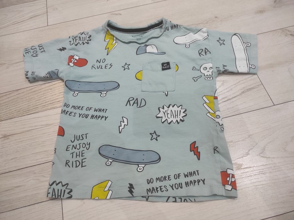 T-shirt chłopięcy Reserved