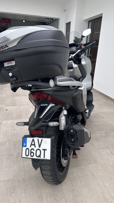 Honda ADV 350 Scooter