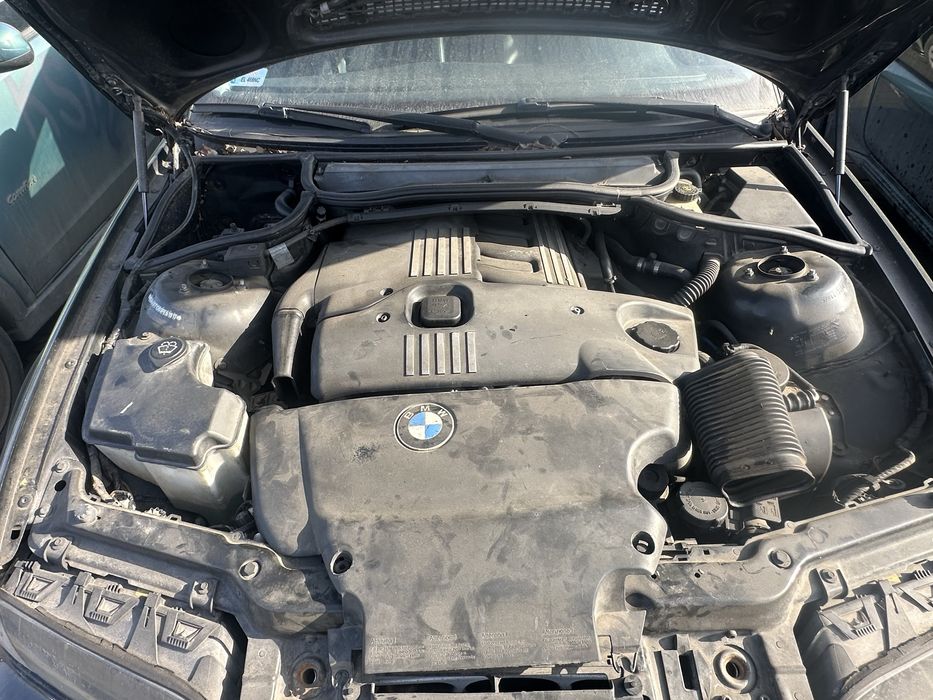 Bmw e46 rouring 2.0D 136KM 2000 w całości na części