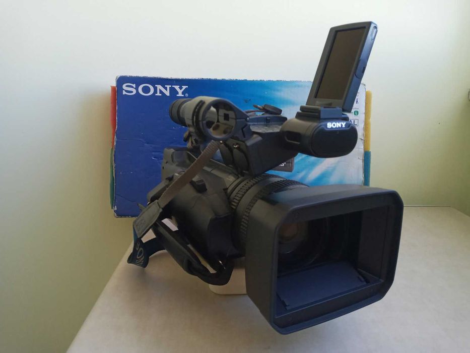 Відеокамера SONY_ HDR-AX2000E