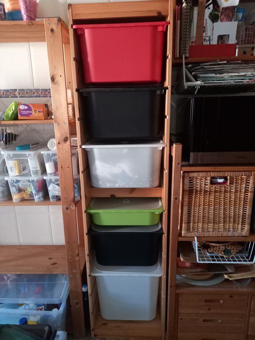 Móvel madeira maciça com 6 caixas