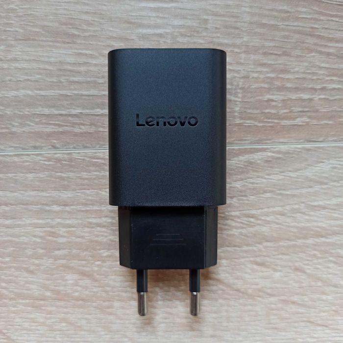 Lenovo Зарядний пристрій