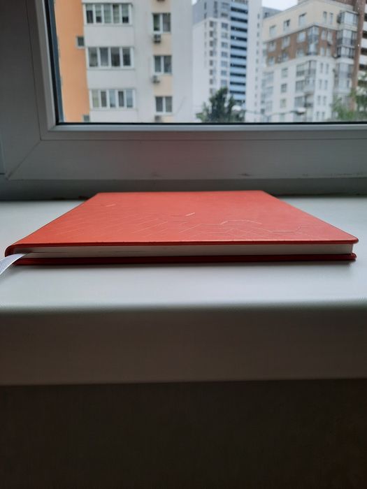 Ежедневник не датированный большой