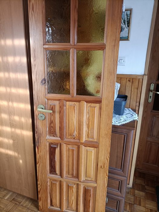 Drzwi wewnętrzne drewniane 60