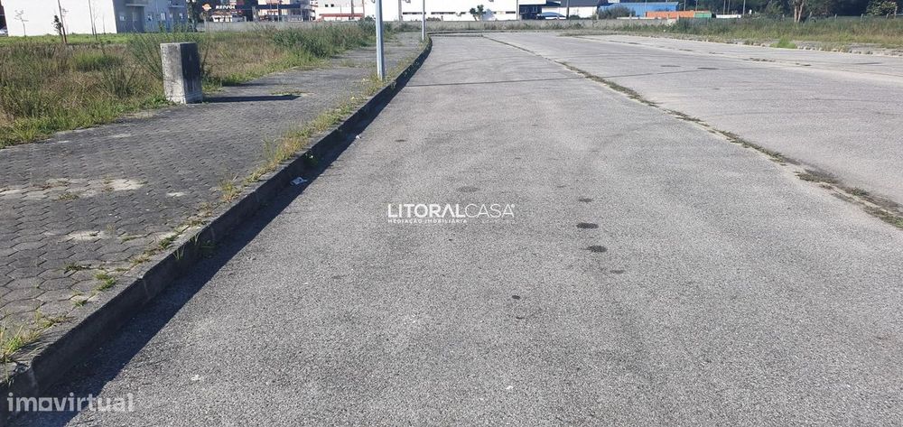 Lote de Terreno - Construção em Altura — Santa Joana, Aveiro