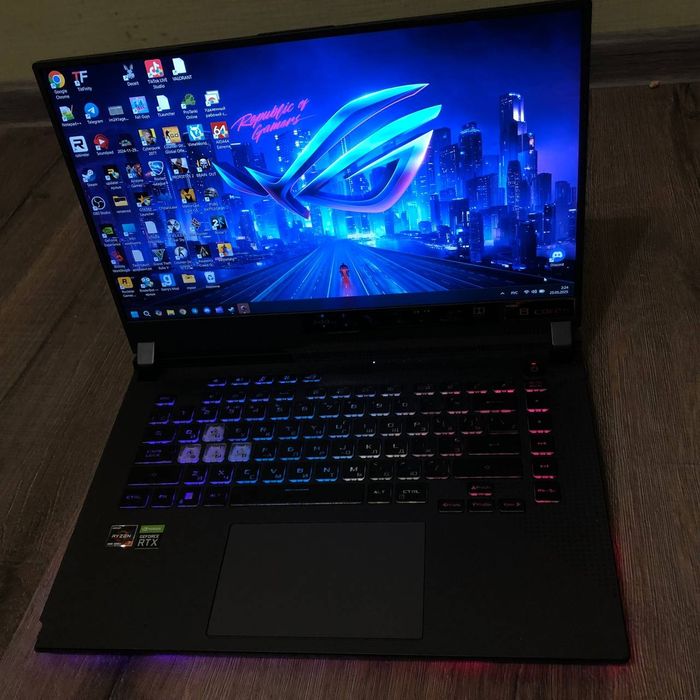 Ігровий ноутбук Asus Rog Strix G15 G513IE