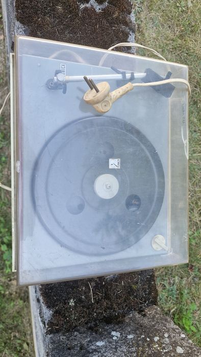 UNITRA Fonica WG-460 gramofon ze wzmacniaczem PRL