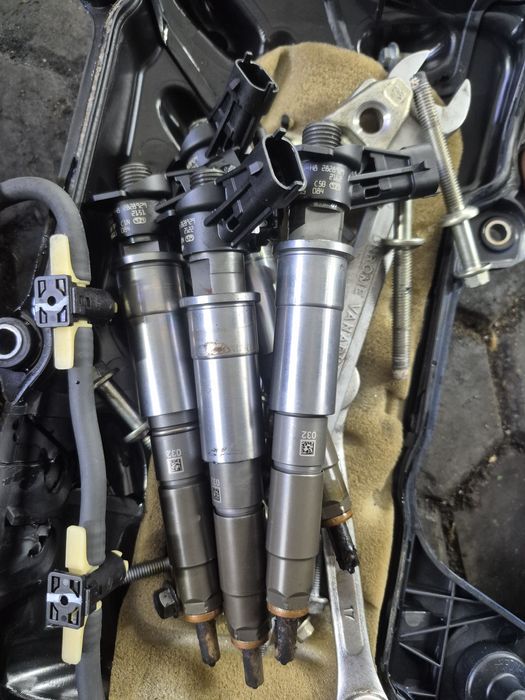 Мотори 2.0 dCi M9R Trafic Vivaro Qashqai X-trail Espace Megane Scenic